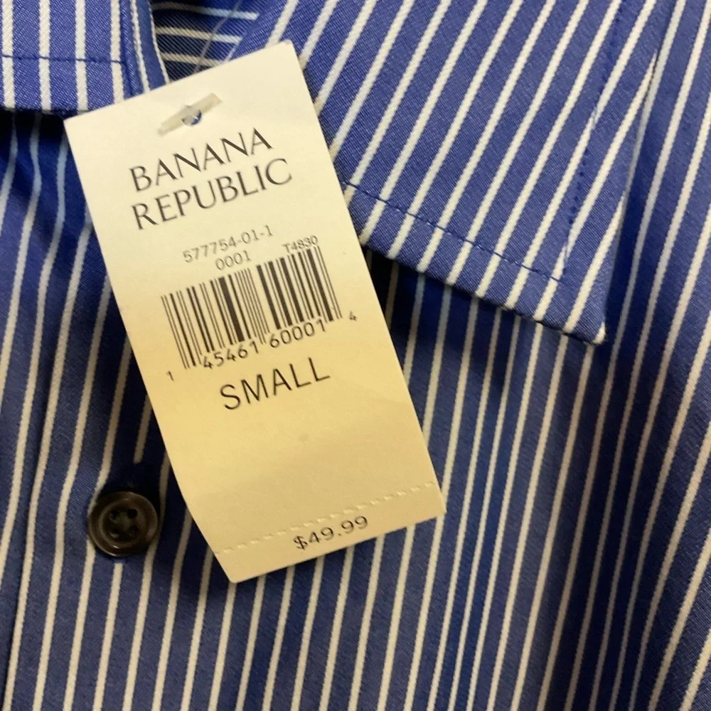 Banana Republic Men’s Blue Striped Dress Shirt Small 14–14.5 NWT